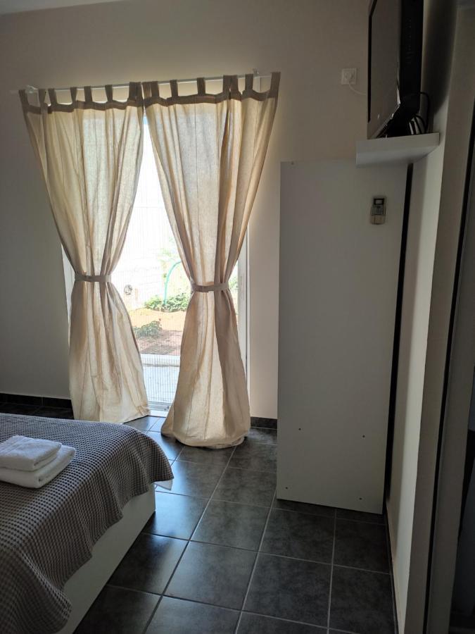 Double M Near Athens Airport Apartment Markopoulo Mesogaias Bagian luar foto